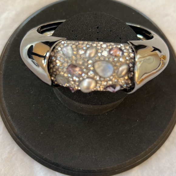 Bracelet - Picture 3 of 3